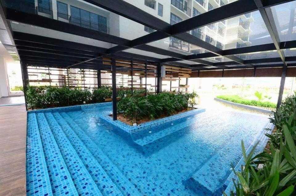 Francesco Suite - Trefoil Setia Alam-Near Setia City Mall & Setia Convention Centre Exteriér fotografie